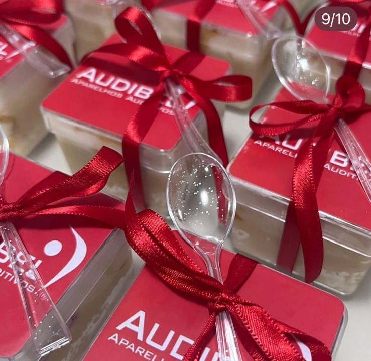 Bolo no pote para evento corporativo